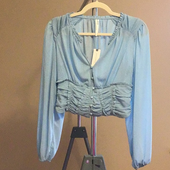 Anthropologie Femme Ruched Cropped Top - Picture 3 of 8
